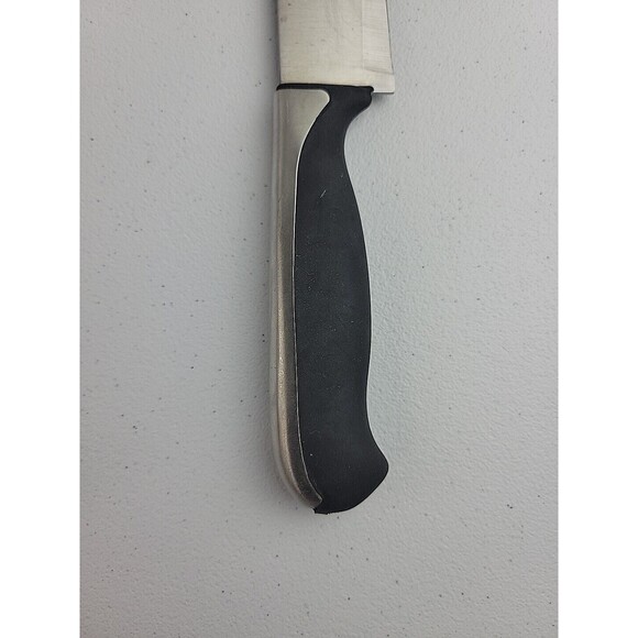 J. A. Henckels International Fine Edge Synergy 15551-200 Chefs Knife 8" Blade - Picture 7 of 7